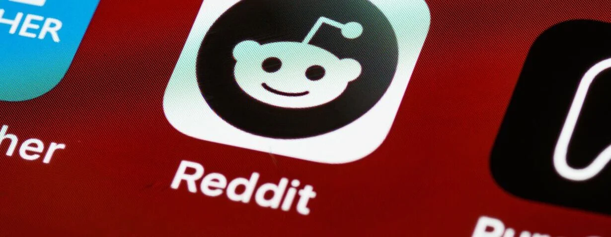 Karma no Reddit: o guia completo para 2026